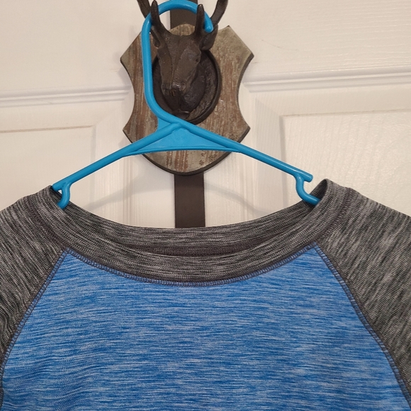 SB Tech Coolplay Spaced Core T-Shirt, Size: Medium Color: Blue & Grey - Picture 5 of 9